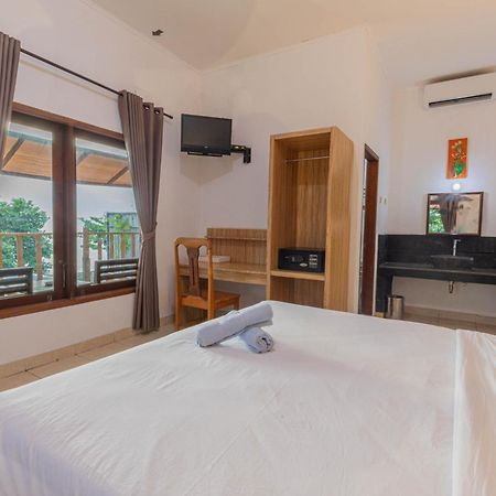 Transit Inn Senggigi Mangsit Zewnętrze zdjęcie