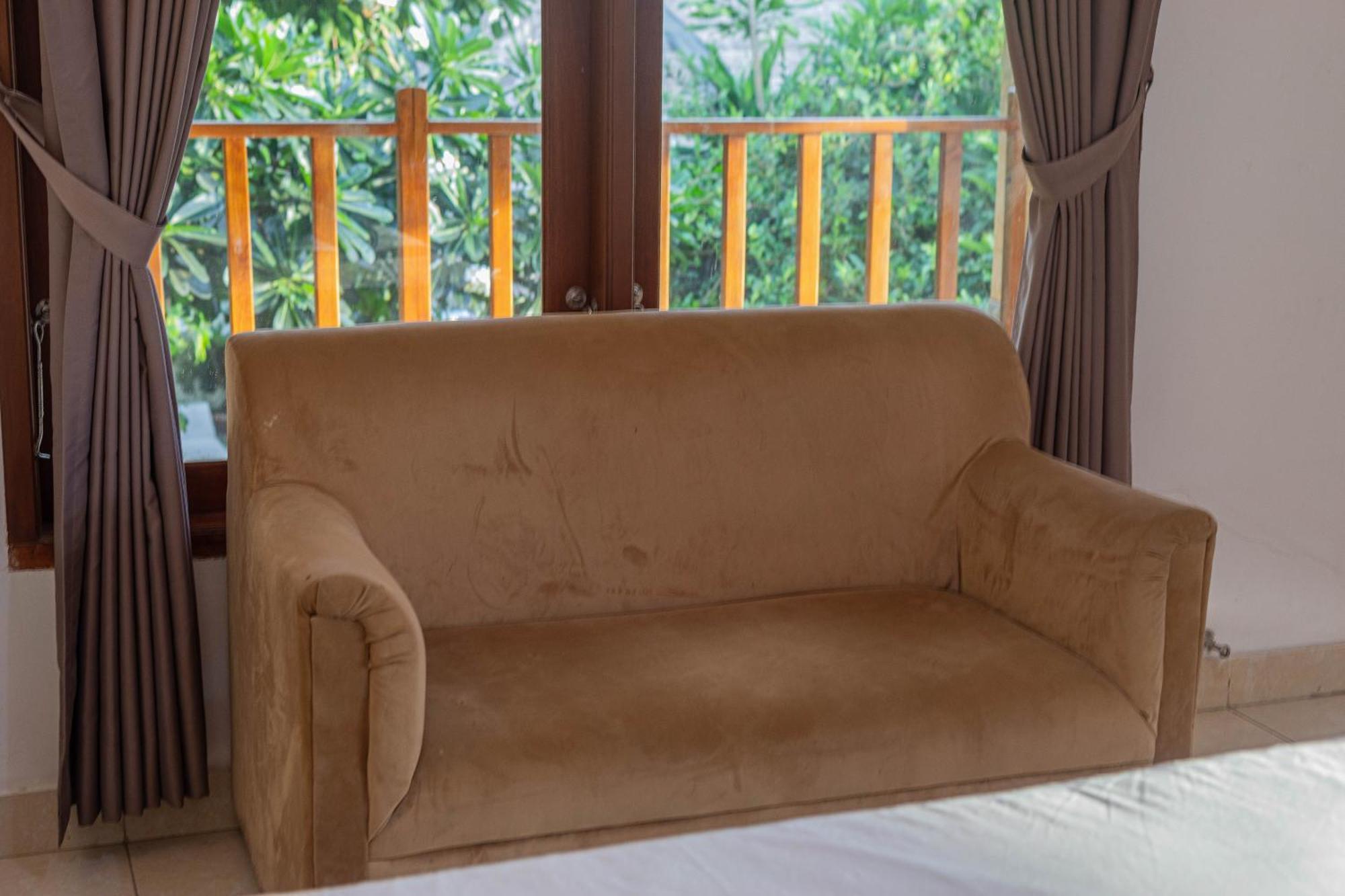 Transit Inn Senggigi Mangsit Zewnętrze zdjęcie