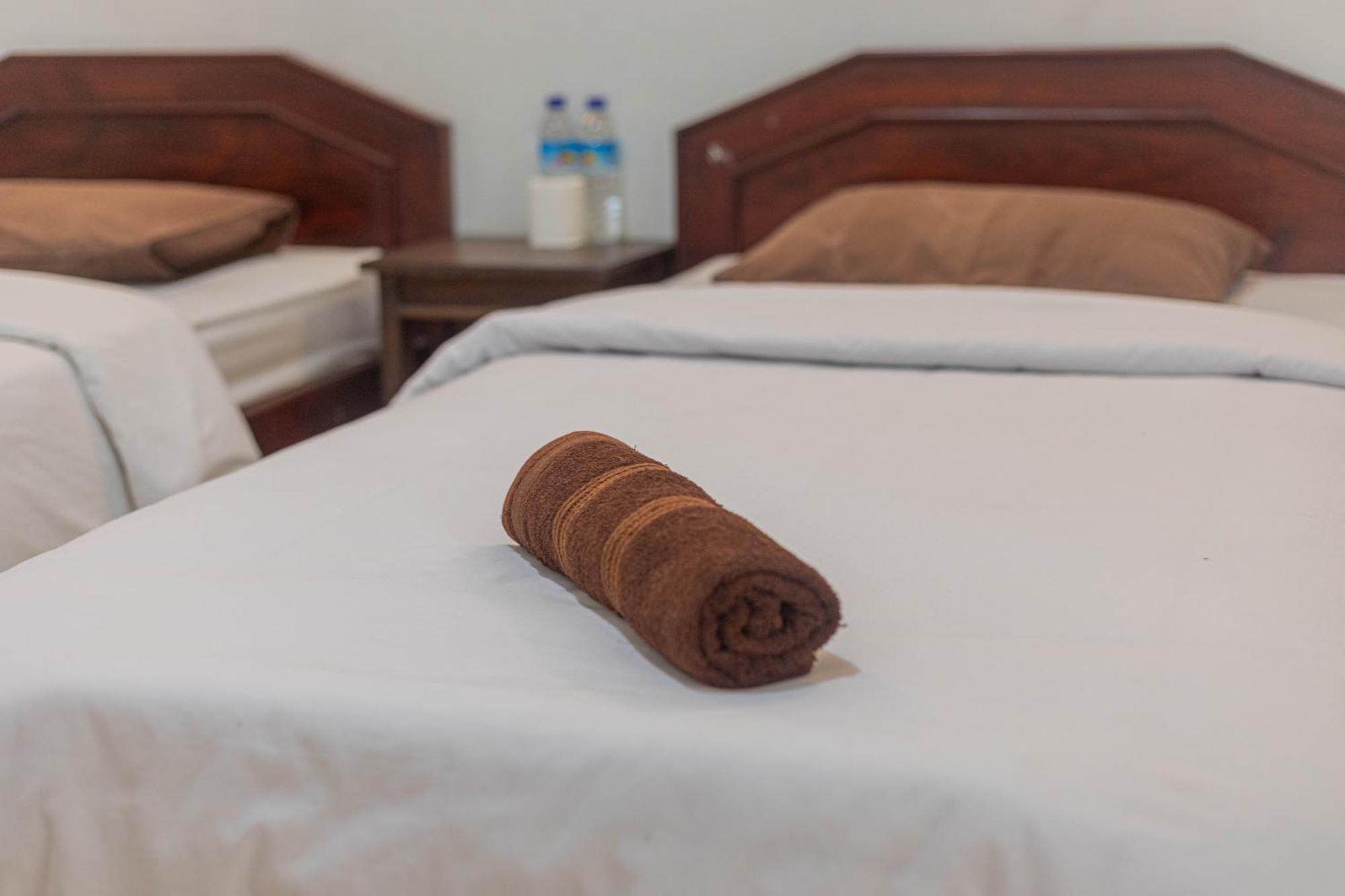 Transit Inn Senggigi Mangsit Zewnętrze zdjęcie